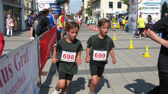 ../Images/BenefizlaufMerseburg2011 (109).jpg